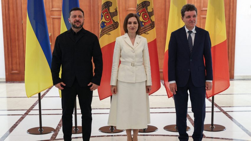 Nicușor Dan: Ziua Limbii Române, aniversată pentru prima dată împreună în România, Republica Moldova și Ucraina