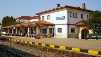 MANGALIA: Tânără acroșată de tren, după ce a traversat calea ferată fără să se asigure