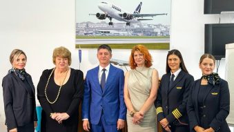 Un nou Boeing din flota TAROM va purta numele lui Ivan Patzaichin