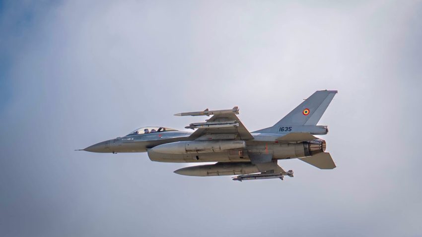 MApN: O aeronavă F-16 din cadrul Forțelor Aeriene Române a distrus drona din zona platformei Neptun Deep