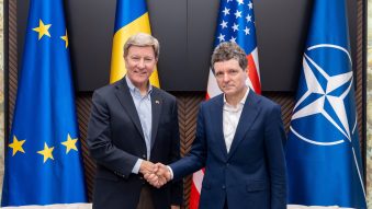 Președintele Nicușor Dan, întâlnire cu delegația Congresului SUA la Baza 57 Aeriană Mihail Kogălniceanu