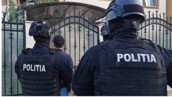 CONSTANȚA: Persoanele reținute într-un dosar de proxenetism, propuse pentru arestare preventivă