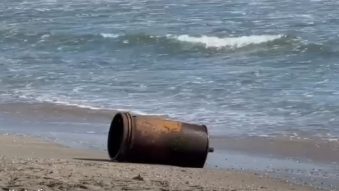 EFORIE NORD: Obiect suspect, posibilă mină marină, descoperit pe plajă