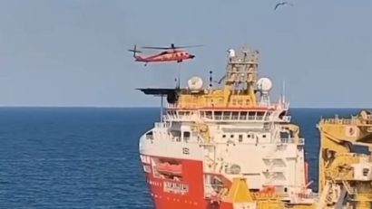 O nouă misiune de evacuare medicală cu elicopterul Black Hawk din zona Neptun Deep