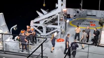Nicușor Dan: Nava care s-a scufundat după ce a luat foc în Marea Neagră a fost lovită