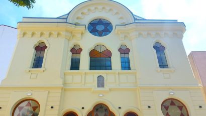 AUDIO | Monografia dedicată comunității evreiești din Craiova și relațiilor cu Biserica Ortodoxă, lansată la Sinagoga Mare din Constanța