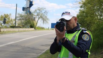 Acțiune a polițiștilor pentru depistarea vitezomanilor în județele Constanța și Tulcea, soldată cu 25 de permise suspendate