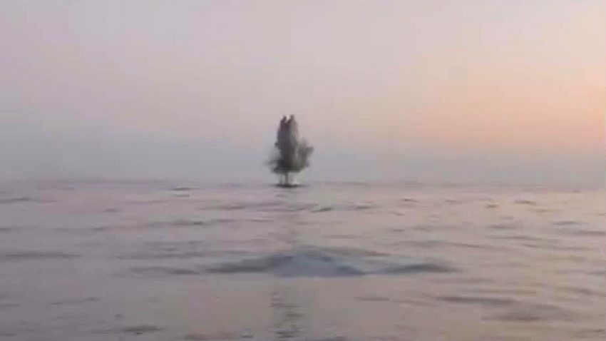 MApN: Fragment de dronă Gerbera, cu încărcătură explozivă, descoperit în mare la Gura Portiței