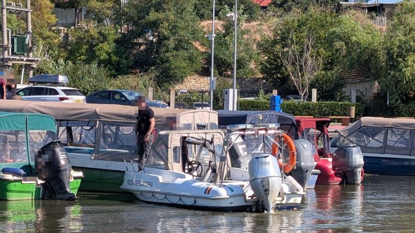 FOTO | Două motoare de ambarcațiune căutate de autoritățile din Suedia, depistate de polițiștii de frontieră din cadrul Gărzii de Coastă