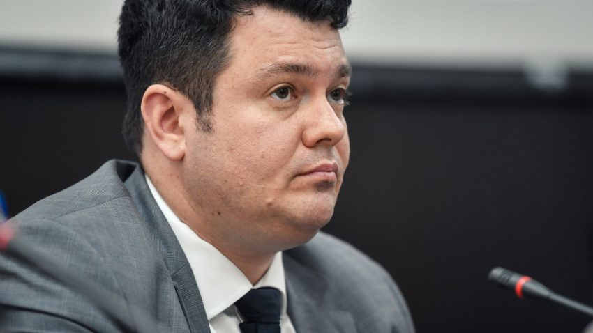 Cosmin Ghiţă renunţă la mandatul de director general al SN Nuclearelectrica