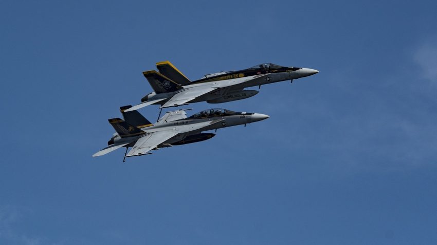 MApN: Dronă detectată în spațiul aerian național, doborâtă de un avion F-18 spaniol de la Baza Aeriană Mihail Kogălniceanu