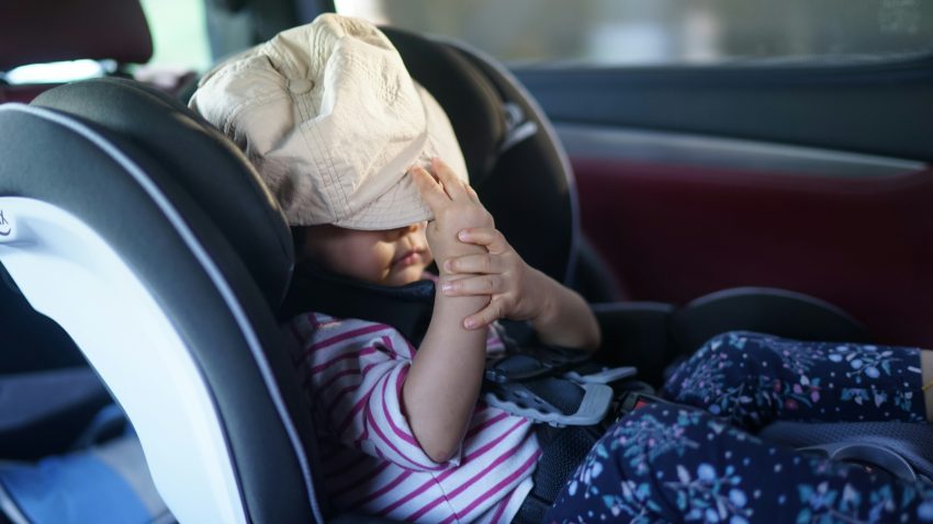 AUDIO | Normele privind siguranța copiilor în autovehicule