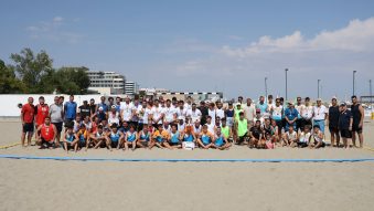 La Mamaia s-a încheiat “Cupa Mării Negre” la beach handbal