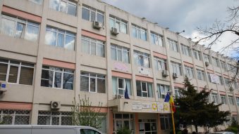 CONSTANȚA: Elevii din trei unități de învățământ ce intră în reabilitare, relocați la început de an școlar