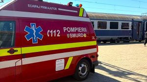 MANGALIA: Tânără lovită de tren, după ce a traversat calea ferată fără să se asigure