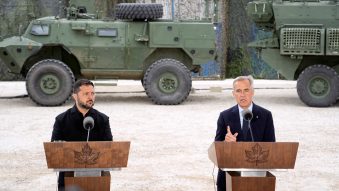 Canada și Ucraina se angajează să încheie un parteneriat de securitate și economic pe „100 de ani”