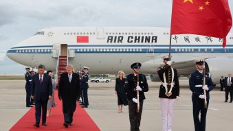 Președintele chinez Xi a sosit în Statele Unite pentru o întâlnire cu Trump