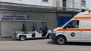 Doi medici chirurgi de la Spitalul Militar Constanța sunt anchetați de DNA pentru luare de mită