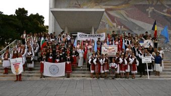 Festivalul Internațional al Dansului, Cântecului și Portului Popular Turco–Tătar ajunge la Constanța