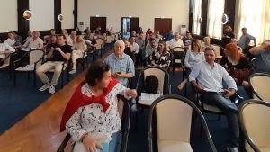 CONSTANȚA: Dezbatere publică privind noul Regulament al parcărilor. Absența primarului Vergil Chițac i-a nemulțumit pe cei prezenți