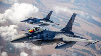 ATENȚIE! Zboruri supersonice ale avioanelor de luptă române, spaniole și ale SUA