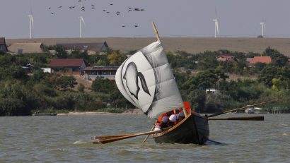 TULCEA: Regatta Nod în Papură – A Treia Rafală, trei zile de competiții nautice și evenimente culturale în Portul Sarichioi