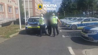 CONSTANȚA: Beat și fără permis a produs un accident. Șoferul a fost reținut