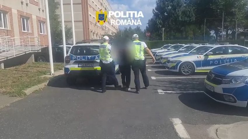 CONSTANȚA: Beat și fără permis a produs un accident. Șoferul a fost reținut