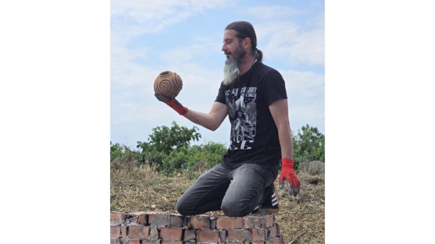 AUDIO | Artistul plastic Florentin Sîrbu, invitat la Povești din Dobrogea