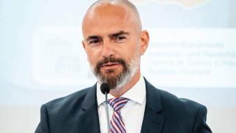 Dan Cărbunaru – numit purtător de cuvânt al Guvernului