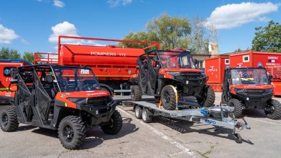 TULCEA: Vehiculele de teren cumpărate printr-un proiect european nu pot fi folosite de pompieri întrucât nu au RCA