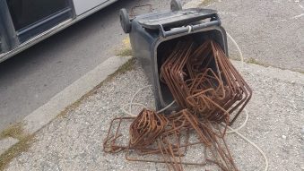 CONSTANȚA: Un adolescent a fost rănit în zona ochiului într-un autobuz CT BUS, după ce un călător a spart un geam al vehiculului