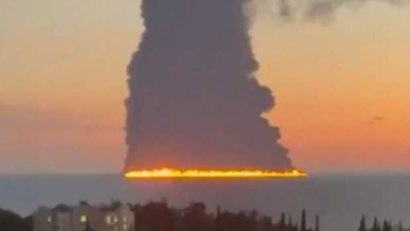 RUSIA: Petrolier în flăcări în largul coastei de sud. Orașul Soci acoperit de fum