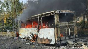UCRAINA: 30 de persoane decedate în urma unui atac al aviației ruse asupra unui autobuz