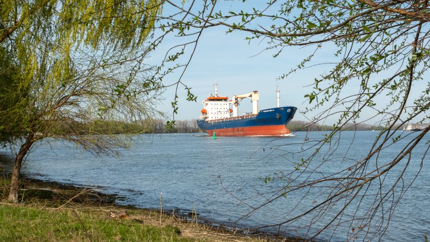SULINA: Traficul pe canal se desfășoară normal, după o întrerupere de aproape o săptămână