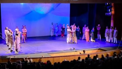 VIDEO | Artiștii Teatrului Național de Operă și Balet „Oleg Danovski” din Constanța au recreat, în această seară de duminică, atmosfera de poveste a operei „Pescuitorii de perle”
