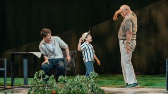 Spectacolul „Toți fiii mei”, de Arthur Miller, în regia lui Vlad Cristache, la Teatrul de Stat Constanța