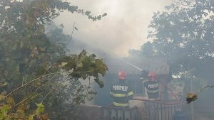 TULCEA: Casă distrusă de un incendiu în localitatea Nalbant