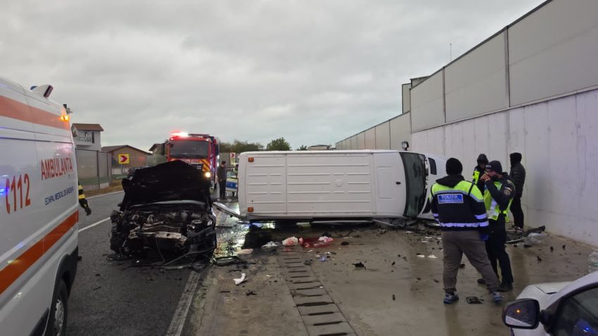 UPDATE Accident rutier grav pe DN22, între Lumina și Năvodari: 9 victime, una în stare de inconștiență