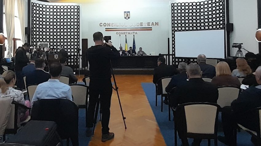 Ședință CLM Constanța: Proiectele de hotărâre privind transportul public metropolitan, adoptate de aleșii locali