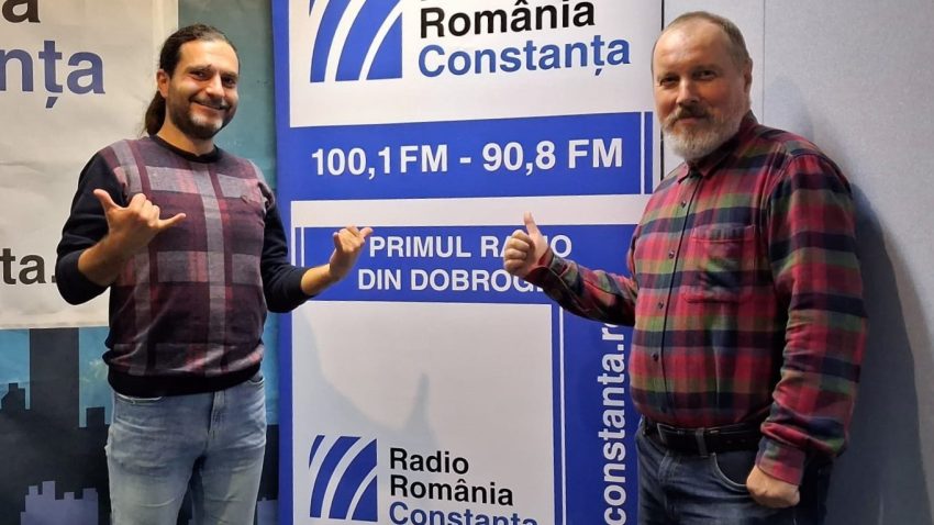 Flash mob electrizant de Halloween, într-un concept creat și coordonat de muzicianul de excepție, compozitorul și profesorul Adrian Mihai!