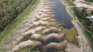 Trafic fluvial de mărfuri blocat la kilometrul 280 al Dunării: Peste 100 de barje și 30 de nave, imobilizate în lipsa intervenției autorităților