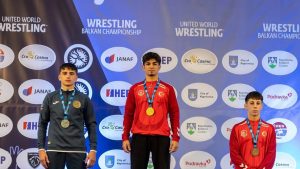 Valentin Rusu de la CSM Constanța este vicecampion balcanic la lupte libere
