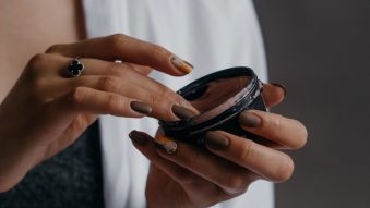 Specialiștii de la Sanatoriul Balnear și de Recuperare Techirghiol creează produse noi ce pot fi folosite acasă. Unele sunt destinate adolescenților și bebelușilor