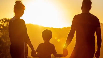 DIALOGURI LA ZI: Cum găsim echilibrul între protecție și libertate în educația copiilor? Maria Stan, expertă în parenting, invitata ediției